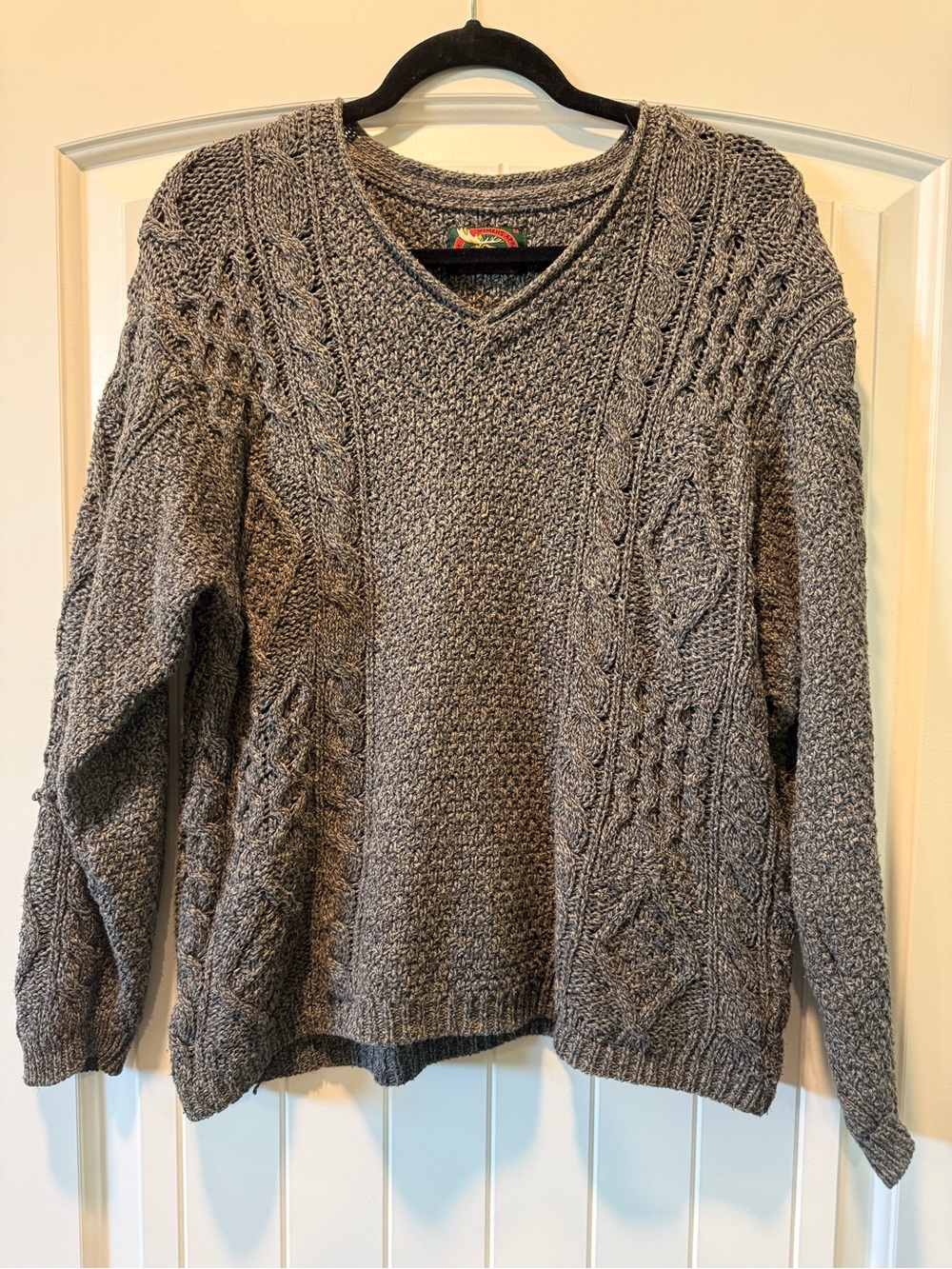Vintage cable Knit V-Neck Sweater